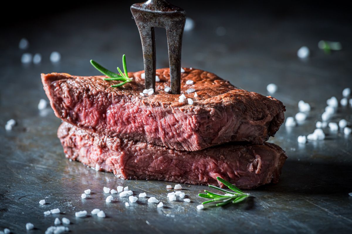 When Should You Salt A Steak?