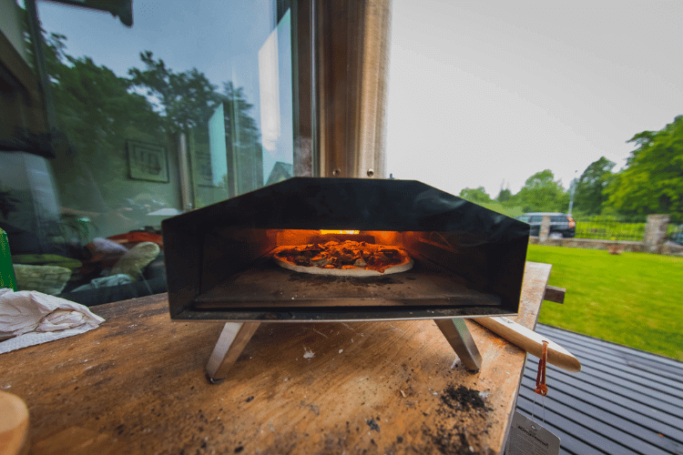 Portable wood fired pizza oven